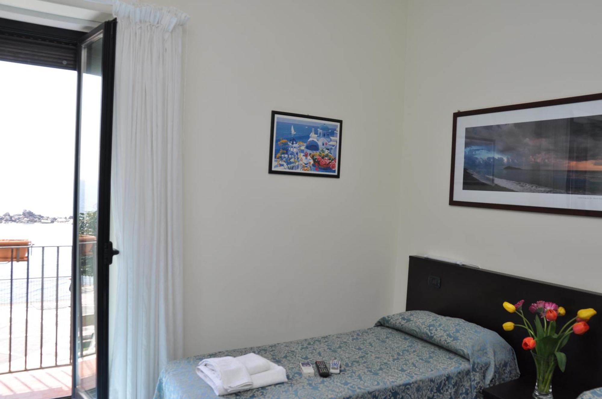 B&B Stella Maris Диаманте Екстериор снимка